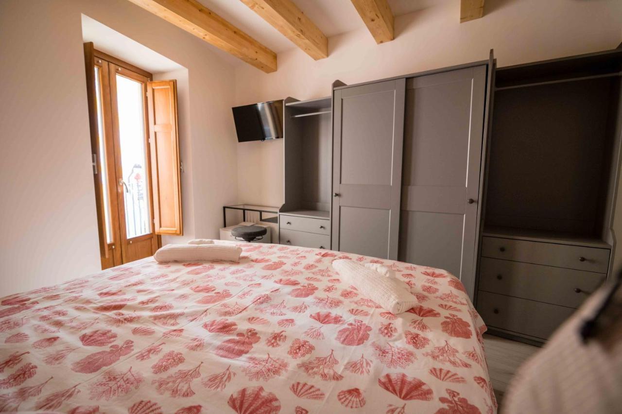 The Wine Room Castelbuono  Luaran gambar