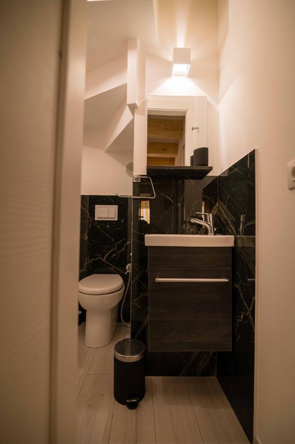 The Wine Room Castelbuono  Luaran gambar